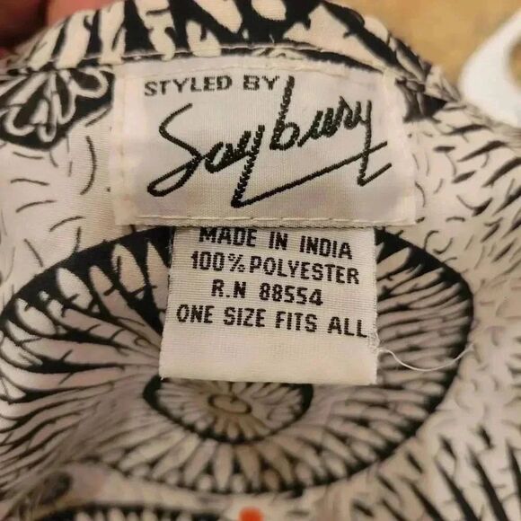 Soybury Women's White & Black Poly Caftan Swim Cover Up - Picture 11 of 13